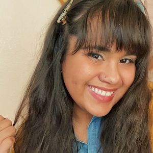 Meet your Posher, Angelica